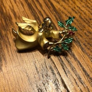 Vintage Gigi Giusti Angel Brooch Pin Holiday Christmas Costume Fashion